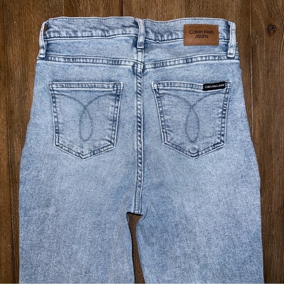 Vintage Calvin Klein Jeans Women’s 26 High Rise Straight Ankle Crop - Picture 6 of 10